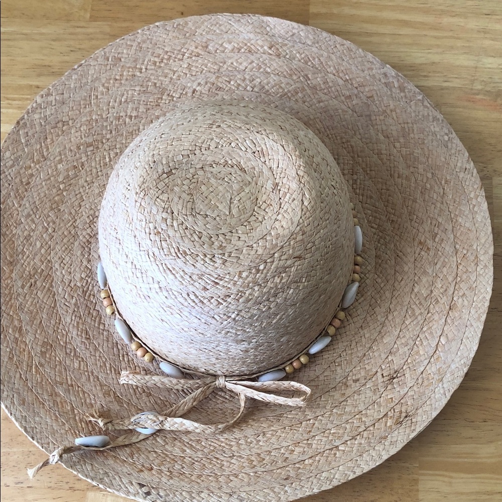 Woman’s rare Y2k Panama Jack beachy Natural Straw Sun Hat with Shell Accents